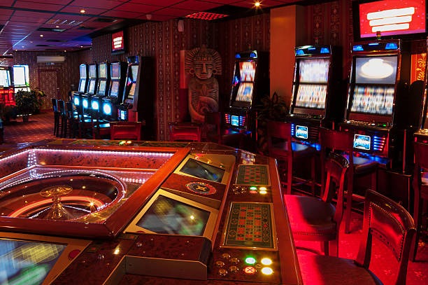 Live blackjack table with dealer and players